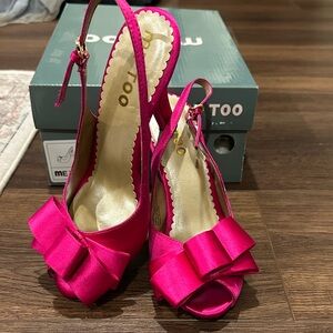 Me Too Fuchsia Bow Slingback Heels